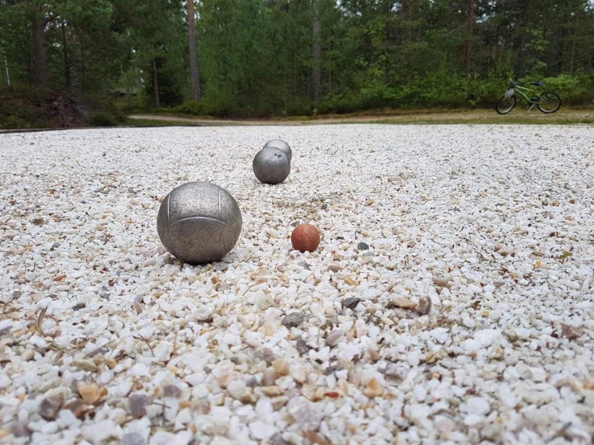 Готель Rolfskaerrs Stugby Nygard  Екстер'єр фото